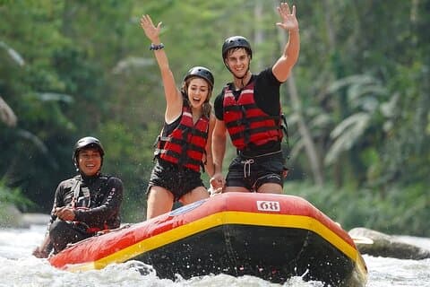 Ubud: Wildwasser-Rafting mit Besuch des Affenwalds von Ubud