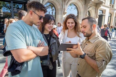 Barcelona modernistische iconen in een kleine groep wandeltocht