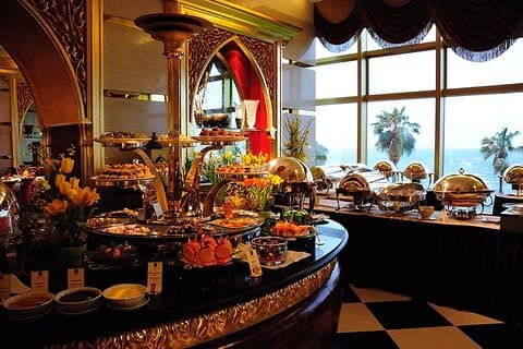 Al Iwan Dining Experience at the Iconic Burj Al Arab Dubai