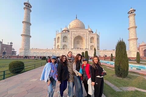 All Inclusive Taj Mahal, Agra Fort & Baby Taj Day Tour From Delhi