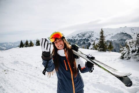 Private Shuttle Kelowna to SilverStar