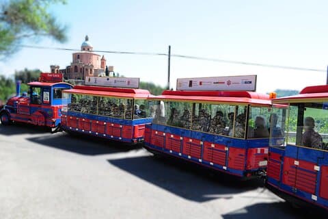 Bologna Open Bus & San Luca Express Kombi mit Essensgutscheinen