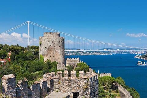 Descubra o lado asiático de Istambul e dois continentes