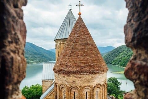 Kazbegi e Gudauri Tour privado de um dia inteiro saindo de Tbilisi