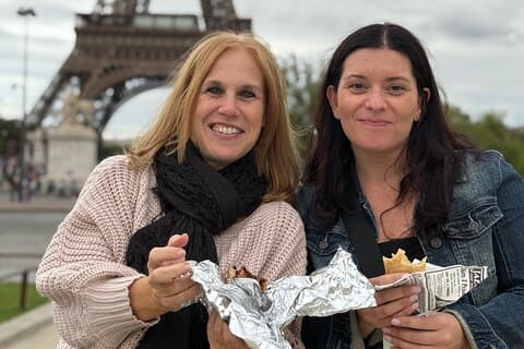 Tour in side-car vintage e degustazione di crepe vicino alla Torre Eiffel