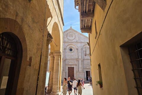 Excursion d'une journée à Val d'Orcia Pienza Montepulciano et dégustation de vin