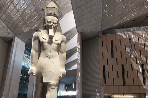 Halve dag tour naar het grote Egyptische museum
