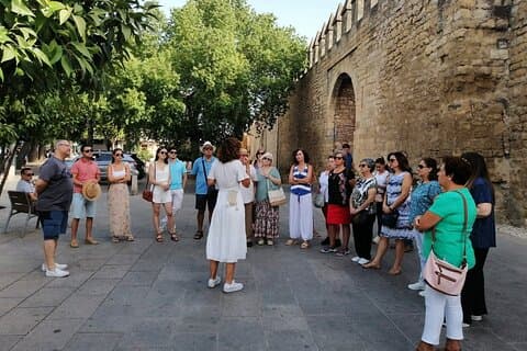 Tour durch das jüdische Viertel von Córdoba auf Englisch.