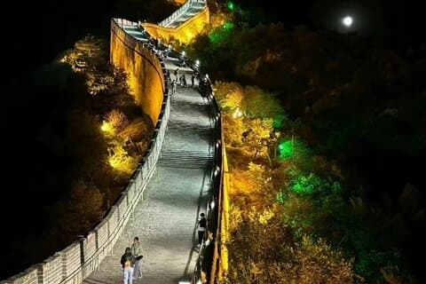 Badaling Great Wall Night Tour avec chauffeur Anglais parlant