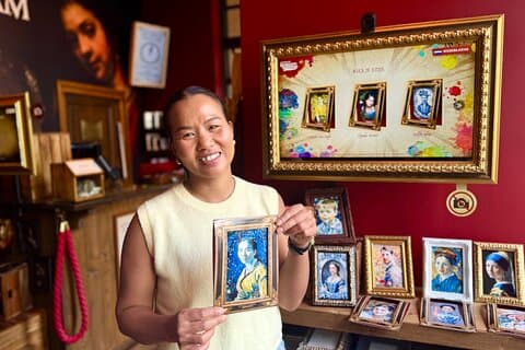 Van Gogh, Vermeer or Rembrandt Style Photo Souvenir