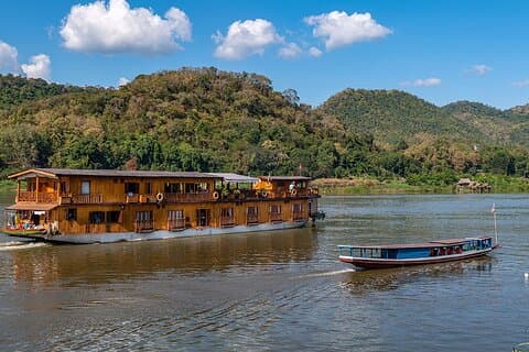 Heldag Mekong River Kayaking och Pak Ou Caves Adventure