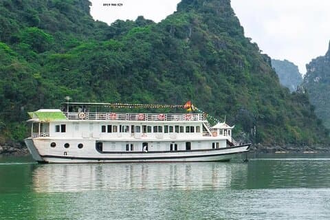 Hanoi : Halong Bay 2 dagen 1 nacht Boutique Cruise Experience