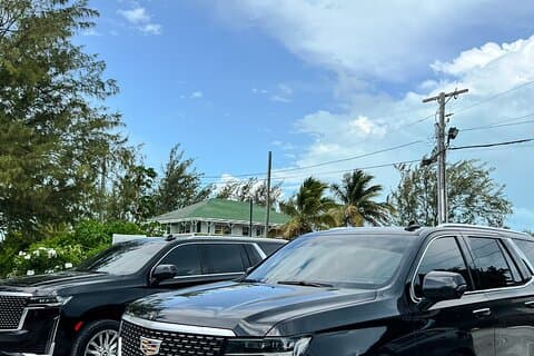 Service de voitures de luxe | Transfert aller-retour en VUS privé