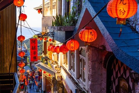 Yangmingshan, Yehliu, Jiufen & Shifen Private Tour von Taipeh