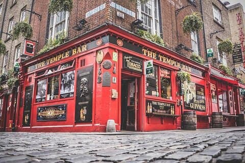 Temple Bar Walking Tour Myter, musikk og utformingen av Dublin