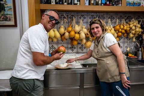 Sorrento Bites & Sips - lille gruppe tur med lokal guide