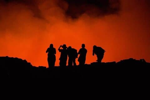 7日間エルタエール火山岩アドベンチャー