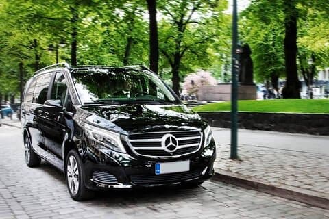 Experiência de transporte premium em Helsínquia