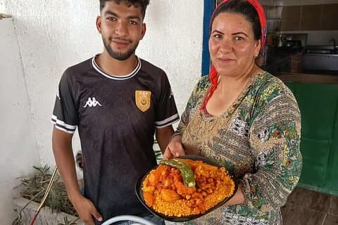 En ægte tunesisk couscous hos en lokal