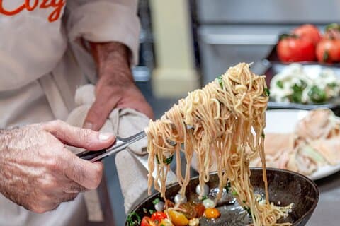パレルモの伝統的なシチリア料理教室(3〜コース料理)