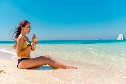 Hula Hula Island por barco de velocidade privado com transferência – Hurghada