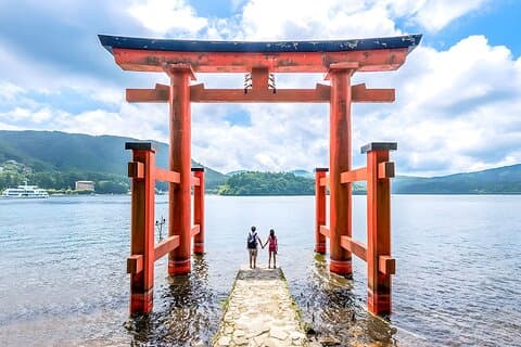 Excursión de un día a Hakone & Mount Fuji : Lake Ashi Torii Gate & Oshino Hakkai