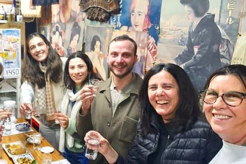 Hoteles cerca de Osaka Local Bar Crawl