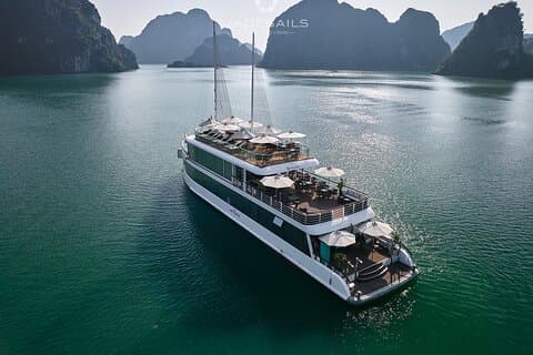 Jade Sails: The Ultimate Luxury Day Tour in Ha Long Bay