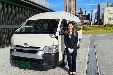 10 Seats Van Transfer from Kansai Airport to Osaka City Hotels