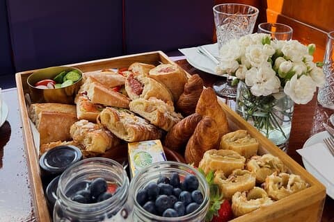 Amsterdam Brunch Kreuzfahrt mit Blasen