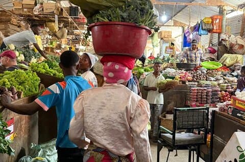 Arusha: Cours de cuisine traditionnelle en Tanzanie et visite du marché alimentaire