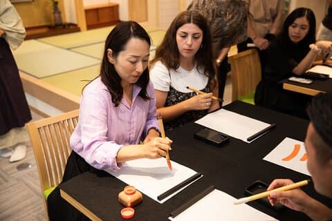 Tokyo Kalligrafie Workshop Maak je eigen kunst in Asakusa