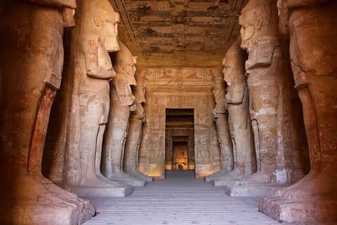 Excursión de un día a Abu Simbel desde Asuán | Visita guiada privada