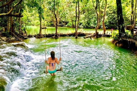 Morgon Kulturell upptäckt och naturflykt i Luang Prabang