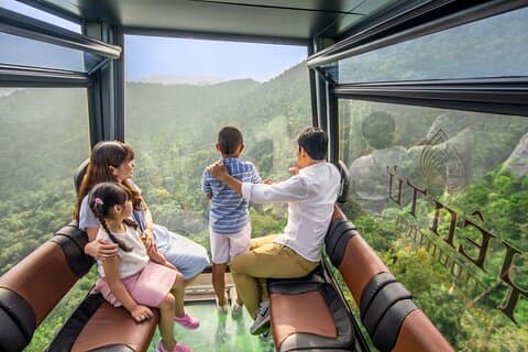 Hanoi: Private Day Trip to the Sacred Beauty of Yen Tu Mountain