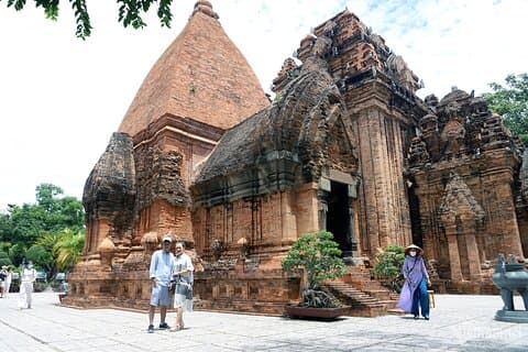 Nha Trang Private Half-Day City Tour – Top Highlights