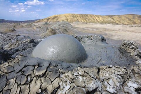 Gobustan, Mud vulkaner, ildtempel, brennende fjell