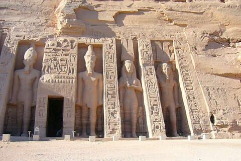 Abu Simbel Temple Day Trip with Hotel Pickup