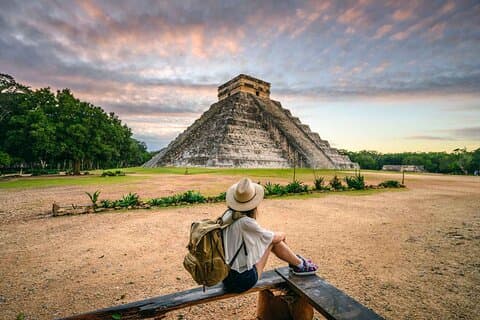 Chichén Itzá Tour + Cenote Chichikan & Valladolid vanuit Tulum Bal