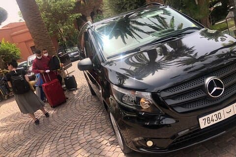 Transfert privé de l'aéroport ou de la ville de Casablanca à Marrakech