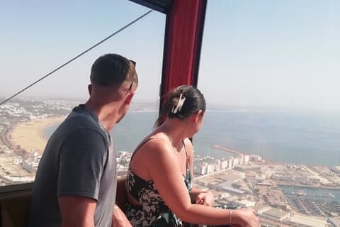 Agadir Cable Car & Crocopark Tour med træklatrende geder