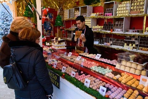 Paris julelys og markeder familie tur