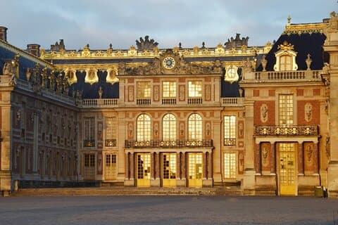 Visita guiada ao Palácio de Versalhes com Jardins e Trianon