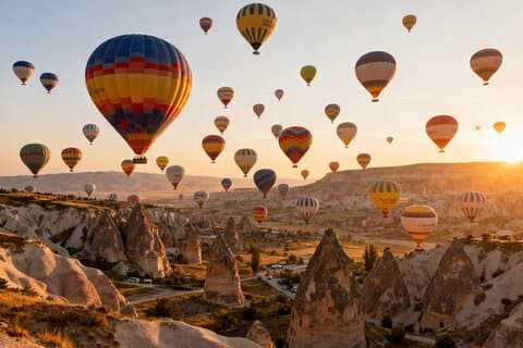 Unrise Cappadocia varmluftballon første flyvning-hotel transfer