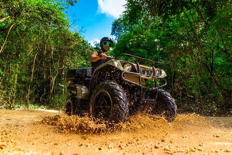 ATV Abenteuer mit Ziplines & Cenote ab Playa del Carmen