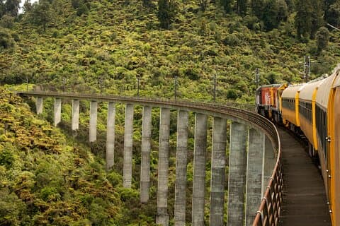 11-tägige gemeinsame Bahntour durch NZ North Island