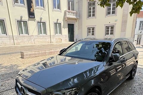 Privat transport fra Lissabon til Porto med 3 stop