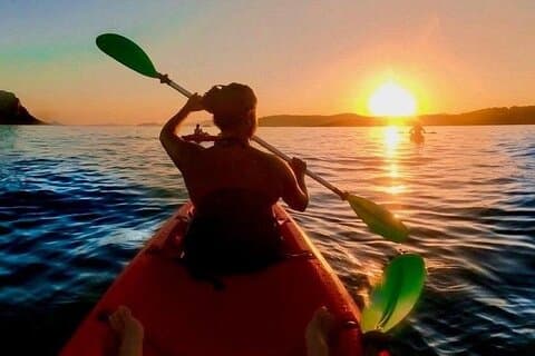 Coucher de soleil & Plancton bioluminescent en kayak de nuit dans la baie de Lan Ha.