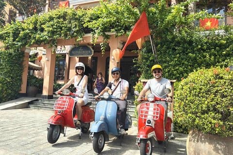 Halvdagstur till Hoi An Countryside Classic Vespa med grilllunch