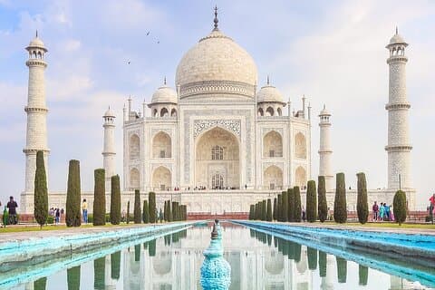 Taj Mahal Same Day Agra Tour med 5* frokost fra Delhi med bil
